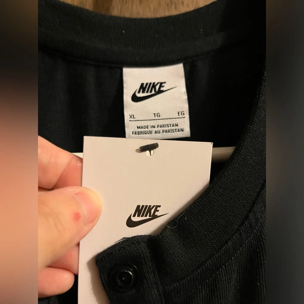 Nike Romper/Jumper/1pc Scoop Neck Snap Buttons Cream/Khaki Pocket Elastic NWT